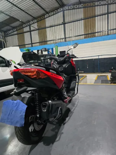 Yamara xmax 250 ano 2024 ...  moto esta zerado para pessoas exigentes 