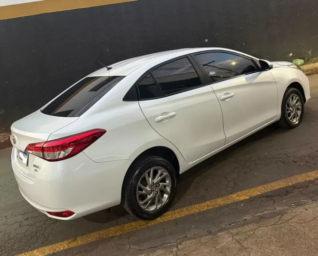 Toyota Yaris XS Sedan 1.5 Flex 16V 4P Aut. 2023