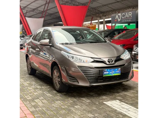 Toyota Yaris XL Sedan 1.5 Flex 16V 4P Aut. 2020