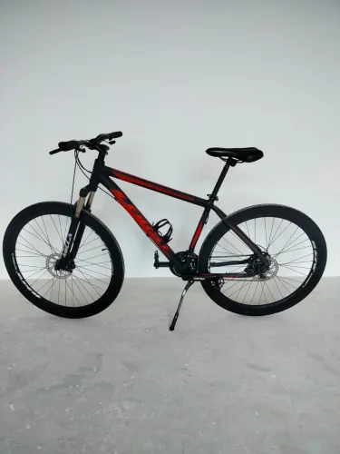 ACEITO PROPOSTA, APROVEITE = Bike MTB FIRST - Grupo SHIMANO Novo - Freios a Disco
