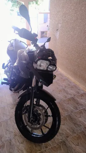 BMW F 700 GS - Excelente Estado de Conservação