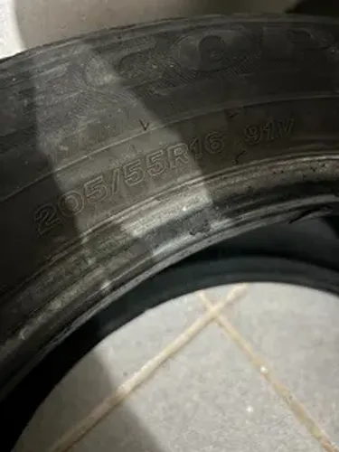 Pneus aro 16 BRIDGESTONE. 205/55/16 8 4 9 8 7 4 8 0 4 6 5