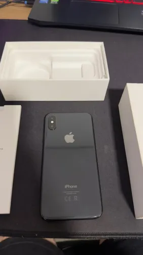 iPhone X 256GB Preto + Caixa | R$ 500