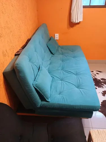 Sofá cama azul lindo super conservado e confortável