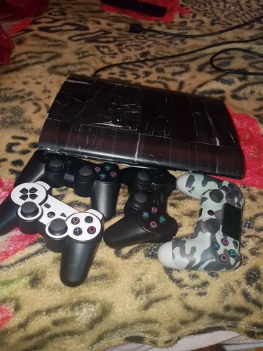 Ps3 desbloqueado com mais de 500 jogos, funcionando perfeitamente