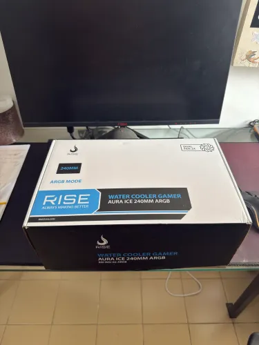 Watercooler Gamer - Rise - Aura Ice (240mm ARGB)