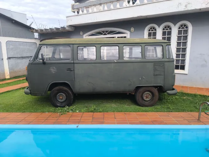 Volkswagen Kombi Standard/ Luxo/ Serie Prata 1994