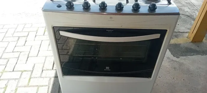 Folgao pra vender com defeito num forno
