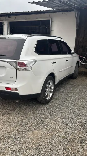 Mitsubishi Outlander 3.0/ GT 3.0 V6 Aut. 2014