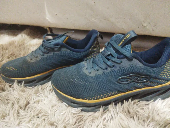 Sapatos esportivo olímpicos