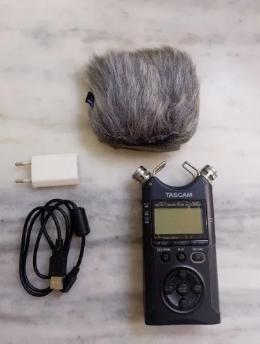 Gravador Tascam Dr-40