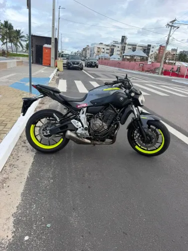 YAMAHA MT-07