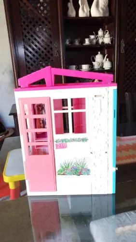 Casa da Barbie,vira mala