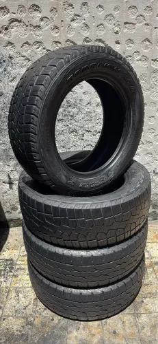 Pneus 205/60/15 Pirelli/dunlop