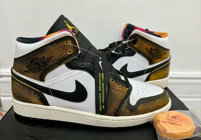 Tênis Nike Air Jordan 1 Mid Se