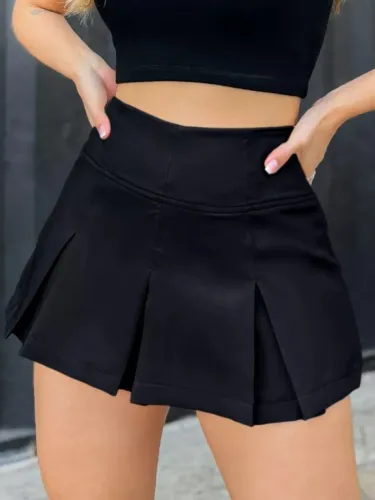 Short Saia Alfaiataria Plissada com Pregas Colegial