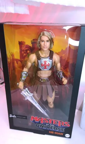 Boneco He-Man Barbie Signature - LEIA a Descrição
