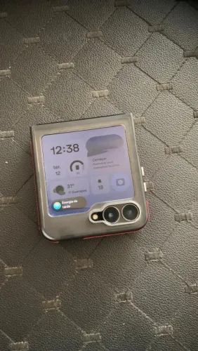 VENDO CELULAR SANSUNG Z FLIP 7 NOVÍSSIMO 
