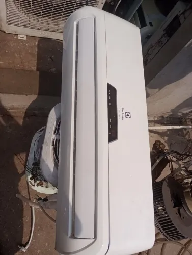 Ar condicionado Eletrolux 12 mil BTUs