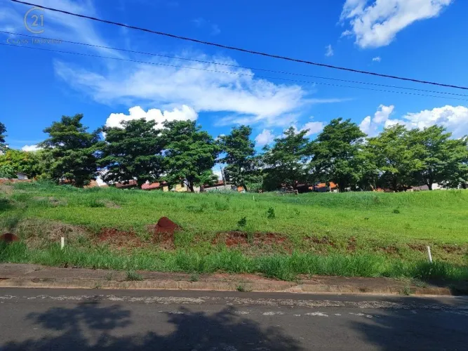Terreno à venda em Londrina, Jardim Colúmbia D, com 269.84 m²