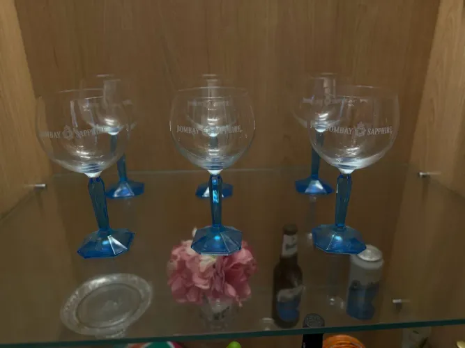 Taças bombay sapphire lindas! 
