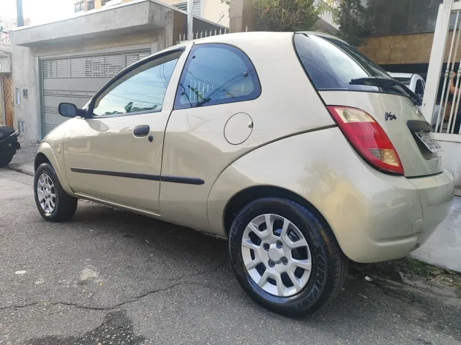Ford KA GL 1.0i Zetec Rocam 2005