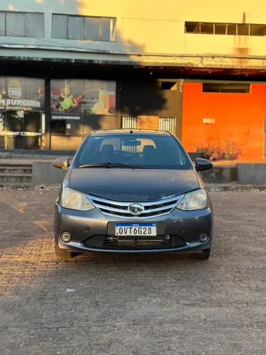 Toyota Etios X 1.3 Flex 16V 5P Mec. 2014