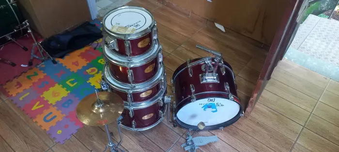 Bateria infantil