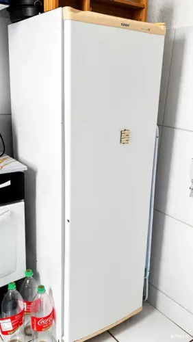 Geladeira/ Refrigerador Consul 240Lt
