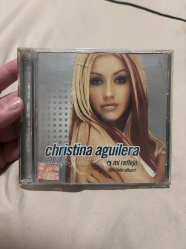 Christina Aguilera - Mi Reflejo (Taiwan)