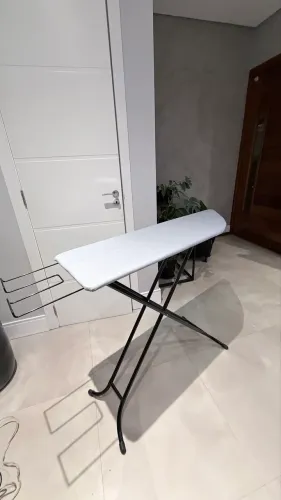 Mesa de passar roupa