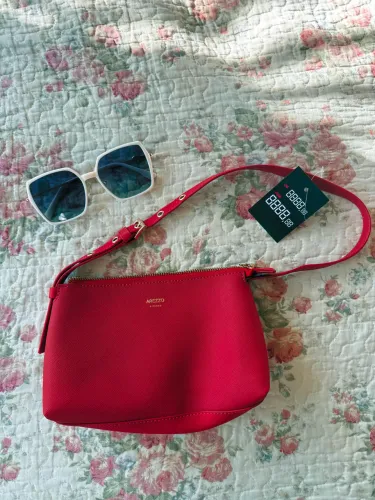 Bolsa Arezzo Tiracolo vermelha nova