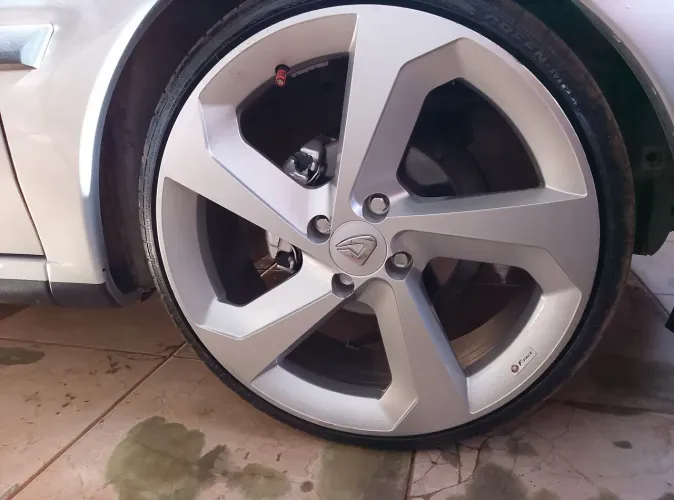 Vendo ou troco Rodas Volcano aro 18 