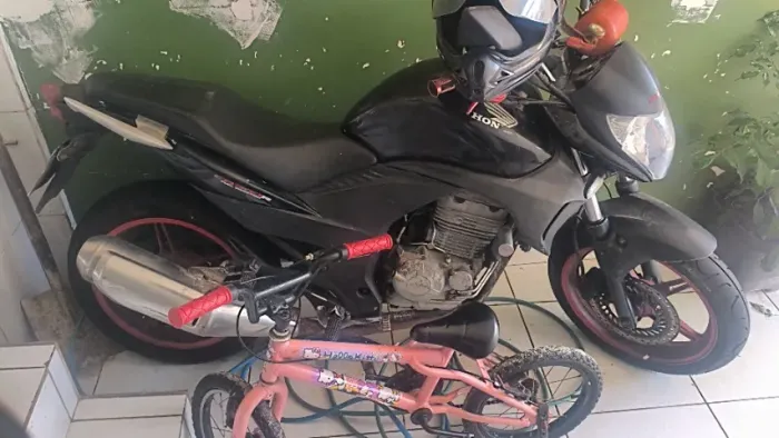 Cb 300