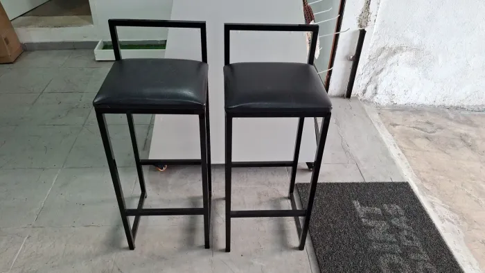 Bancos altos para balcão Banqueta de Aço com Estofado