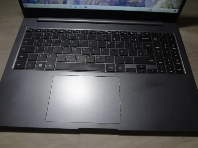 Notebook Samsung Book. Processador i5 Décima Primeira geração, 8gb de RAM e 256gb de SSD.