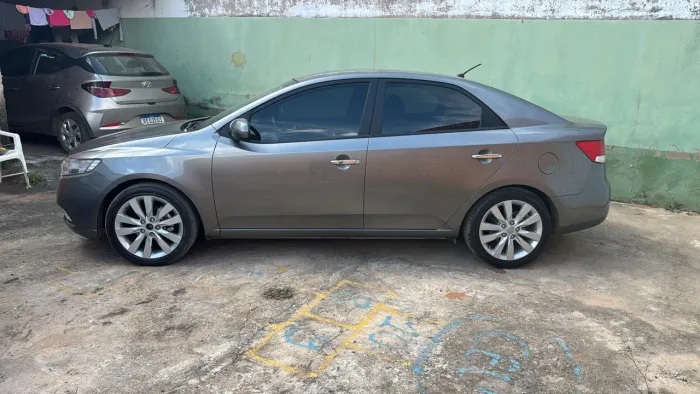 Kia Motors Cerato 1.6 16V Aut. 2012