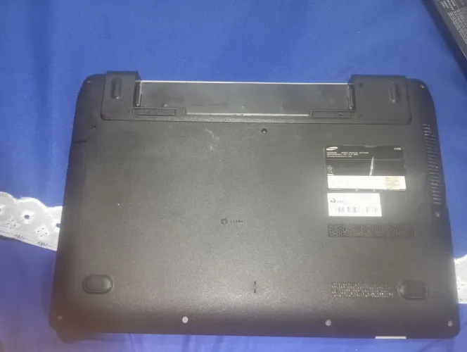 Vendo notebook da Samsung NP370E4K (linha Samsung Essentials/ATIV Book 3) 