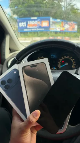 Vendo iPhone novos e semi novos e aceito o seu como parte do pagamento