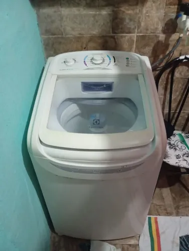 Máquina de lavar 10 kg Eletrolux