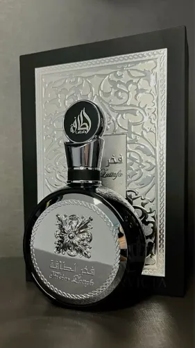 Fakhar Black