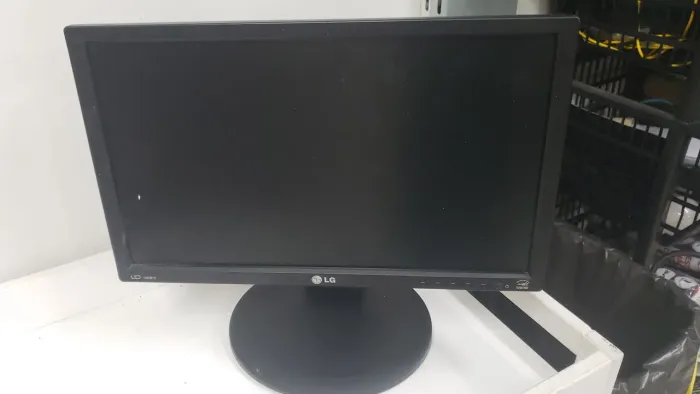 Monitor lG