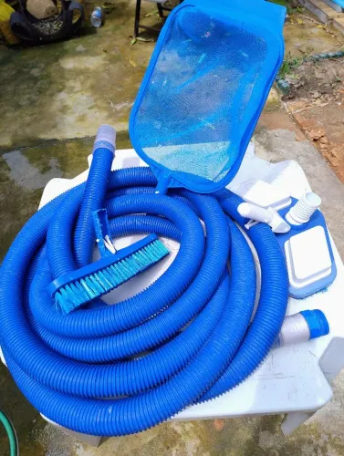 Kit de limpeza e manutenção de piscina