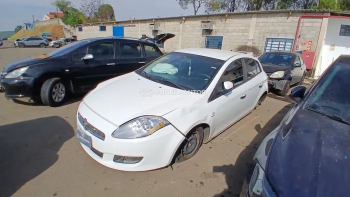SUCATA DE FIAT BRAVO 2013