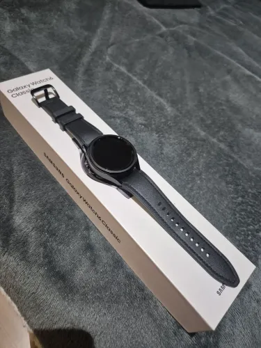 Galaxy Watch 6 Classic com caixa e carregador originais