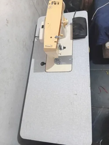 Maquina de costura