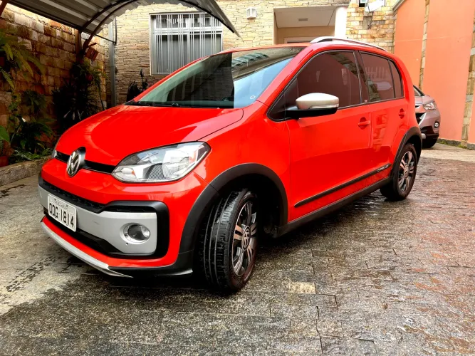 Volkswagen Up! Cross 1.0 TSI Total Flex 12V 5P 2018