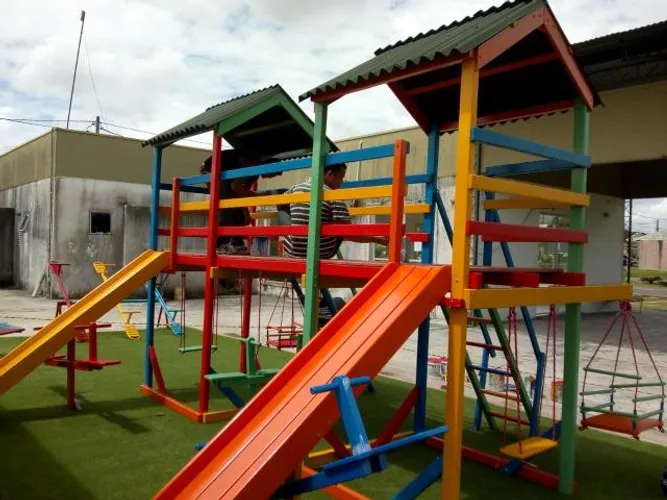 Brinquedos para Playground