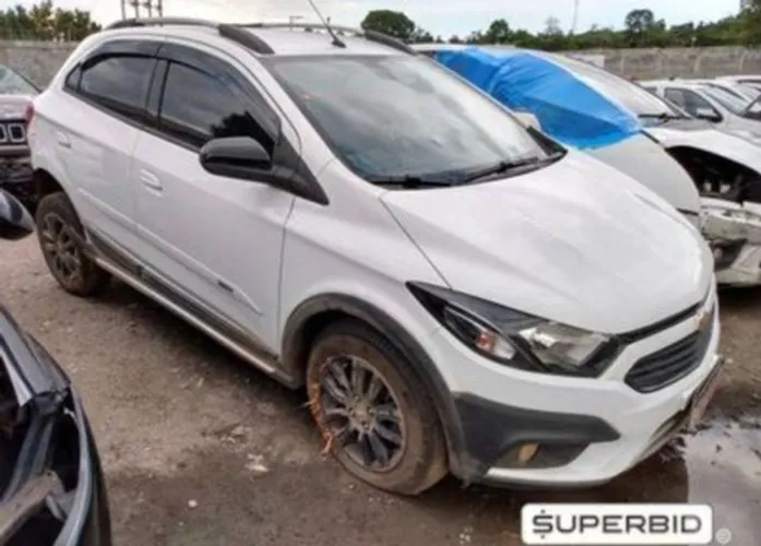 Sucata Onix 1.4 automático 2019 para retirada de peças
