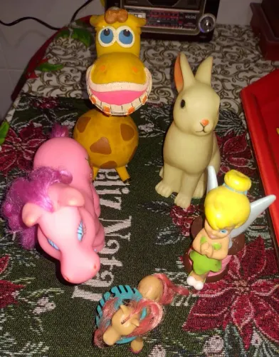 Brinquedos infantis em ótimo estado